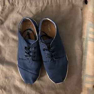 TOMS Sneakers
